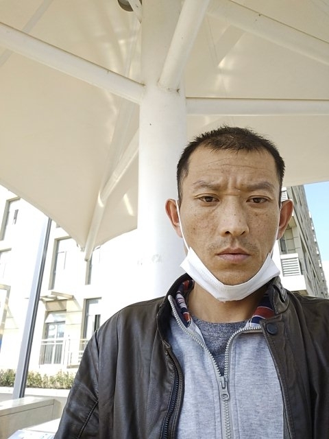 孤狼的第一张照片--苏州蓝颜知己交友网