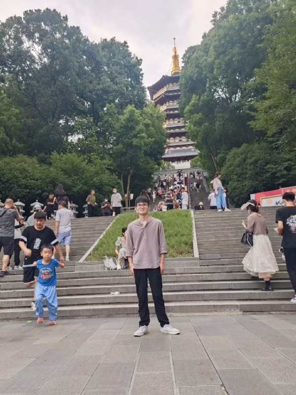 阳光男孩的第二张照片--苏州蓝颜知己交友网